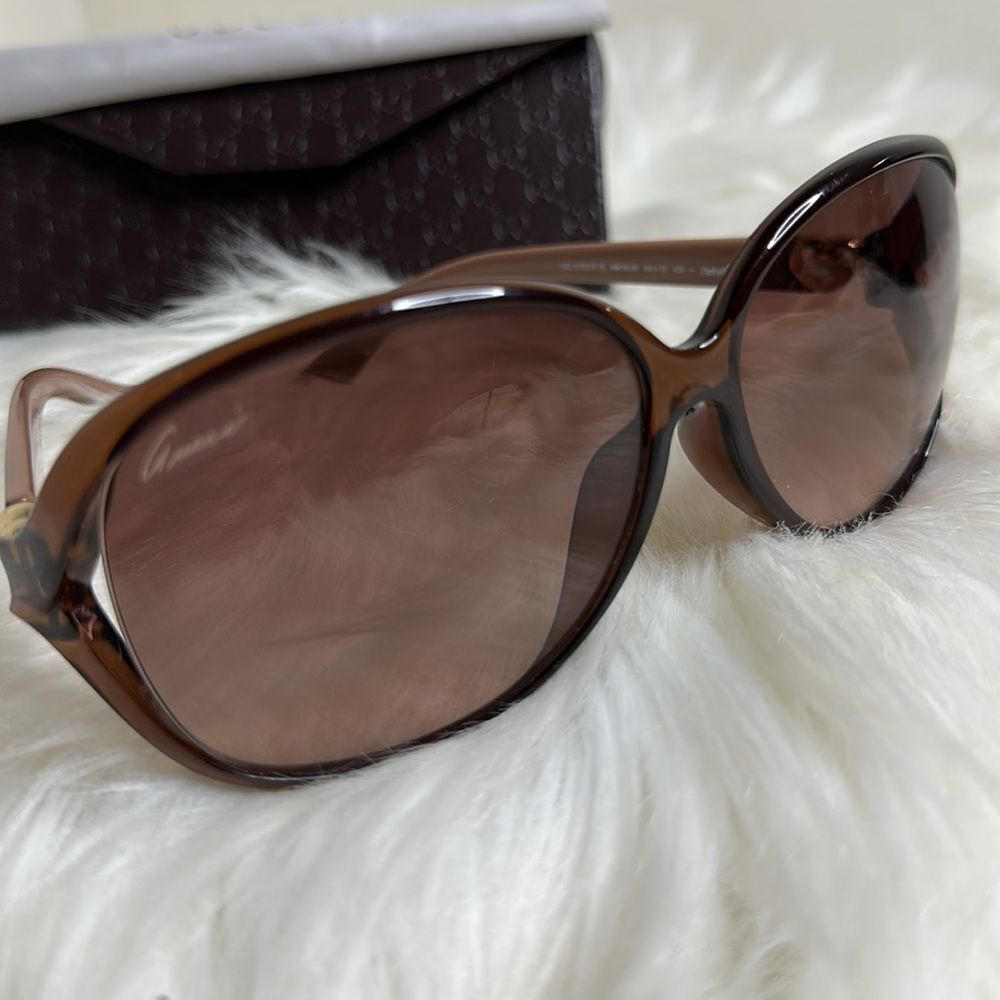 💯Authentic Gucci Sunglasses-with case🍀 - Picture 7 of 13